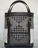 Belted Geometric tote - Leather bottom